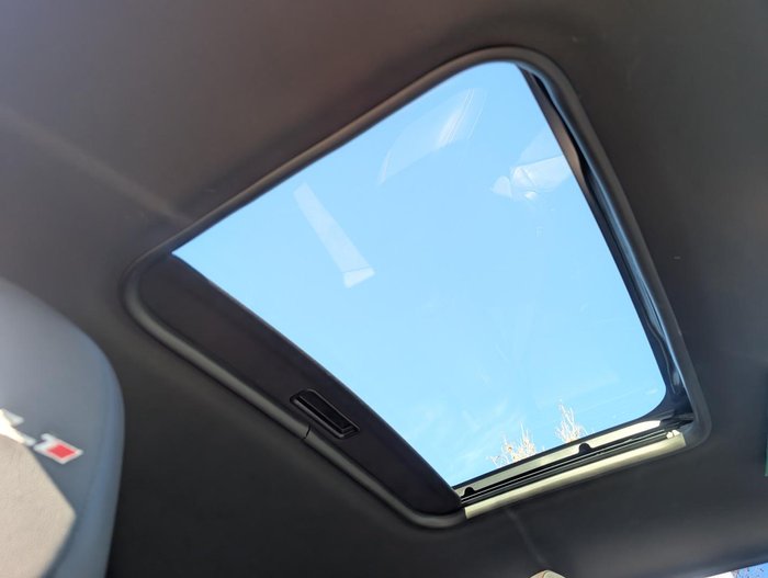 2013 Chevrolet Camaro ZL1 MY14 Black