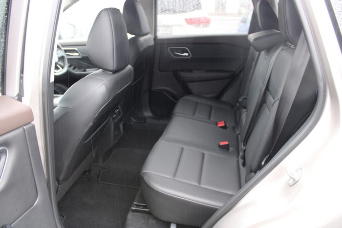 2024 Nissan X-TRAIL ST-L