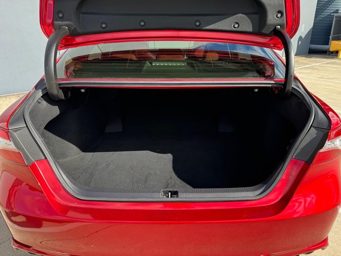 2018 Toyota Camry SX ASV70R Emotional Red