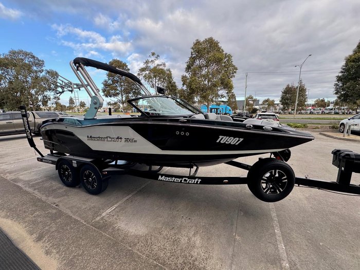 2019 MasterCraft NXT20