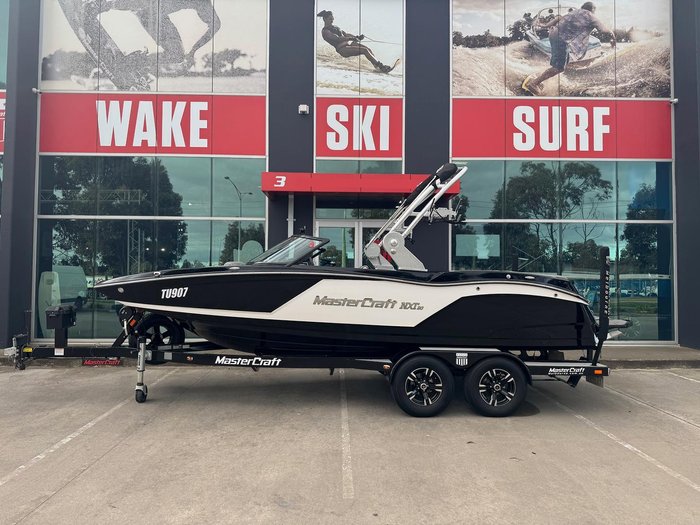 2019 MasterCraft NXT20