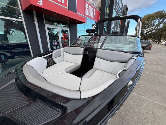 2019 MasterCraft NXT20