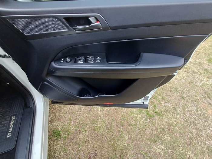 2022 Ssangyong Musso ELX