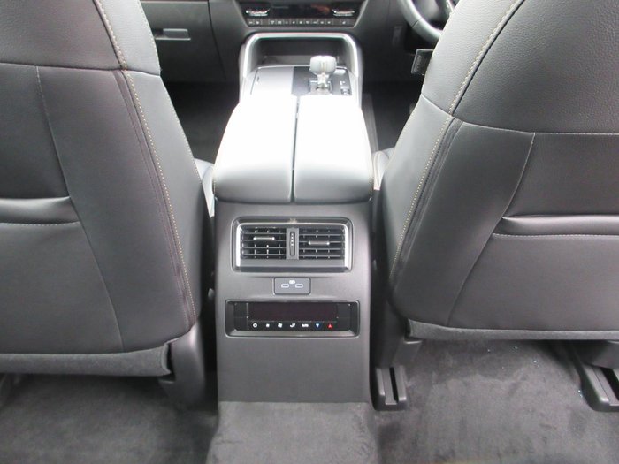 2025 Mazda CX-80 D50e Touring