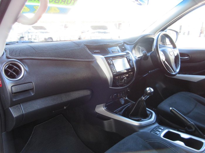 2018 Nissan Navara ST-X