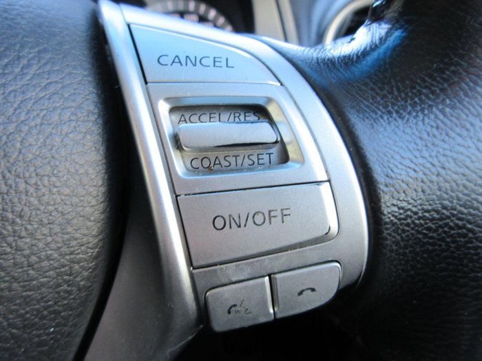 2018 Nissan Navara ST-X