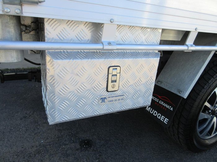 2018 Nissan Navara ST-X