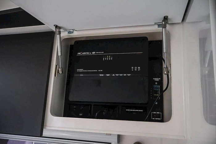 2025 Essential Caravans Ranger F1-2 19'