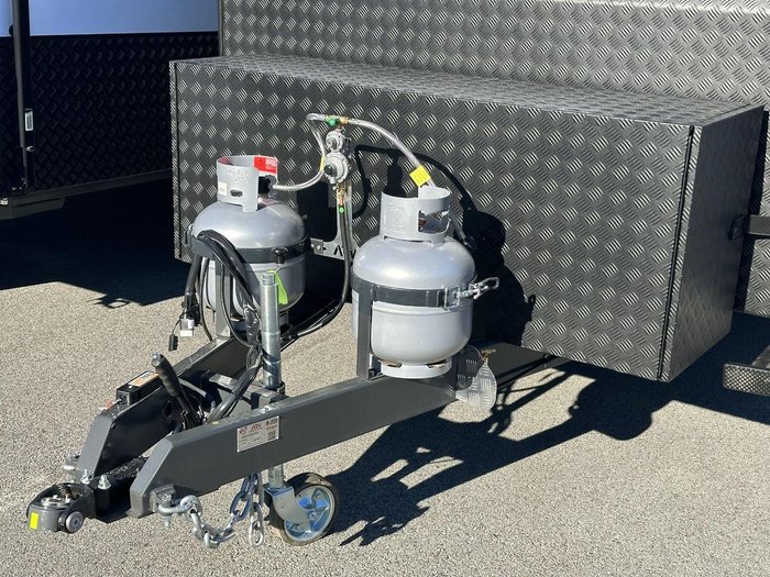 2025 Essential Caravans Ranger F1-2 19'