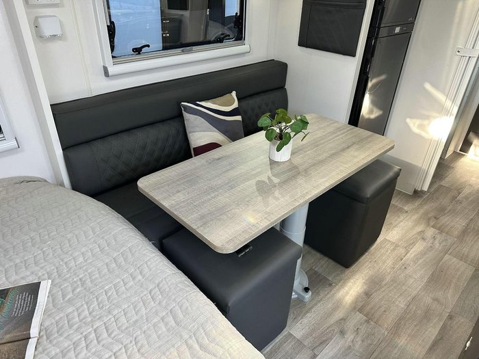 2025 Essential Caravans Ranger F1-2 19'