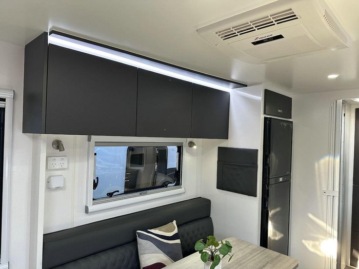 2025 Essential Caravans Ranger F1-2 19'