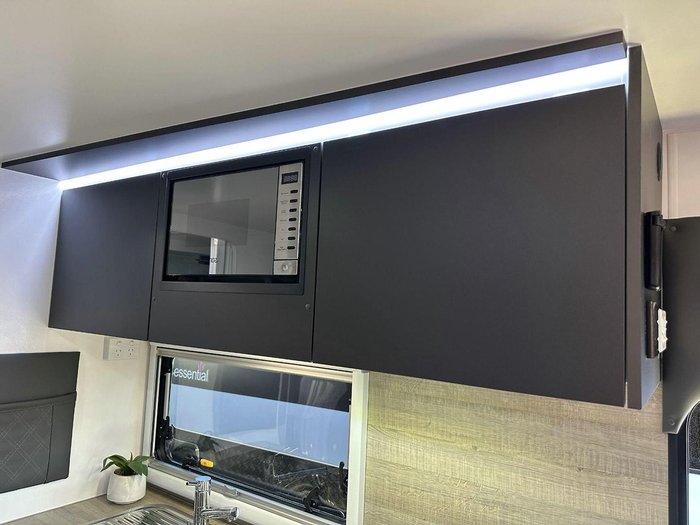 2025 Essential Caravans Ranger F1-2 19'