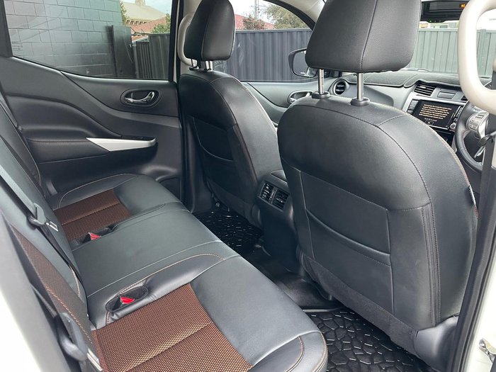 2020 Nissan Navara N-TREK D23 Series 4 4X4 Dual Range White Diamond