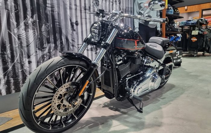 2024 Harley-davidson FXBR BREAKOUT (117) Vivid Black