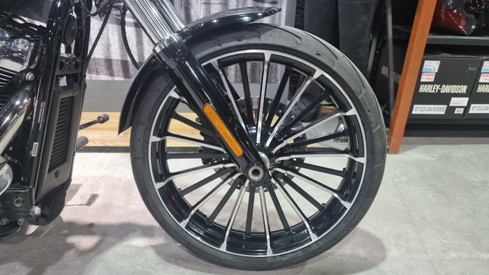 2024 Harley-davidson FXBR BREAKOUT (117) Vivid Black