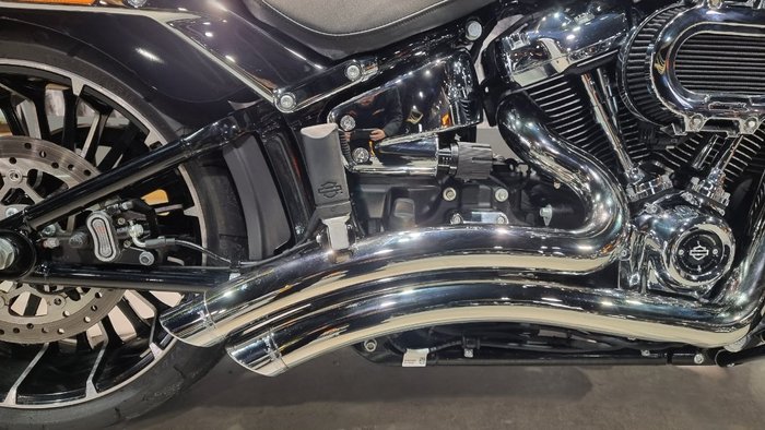 2024 Harley-davidson FXBR BREAKOUT (117) Vivid Black