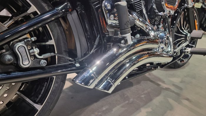 2024 Harley-davidson FXBR BREAKOUT (117) Vivid Black