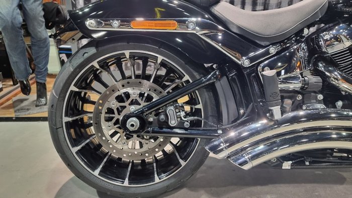 2024 Harley-davidson FXBR BREAKOUT (117) Vivid Black