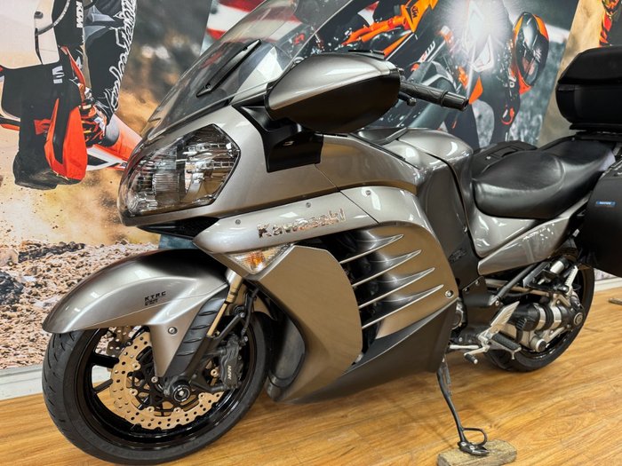 2014 Kawasaki 1400 GTR ABS (K-ACT) MAGNESIUM GREY