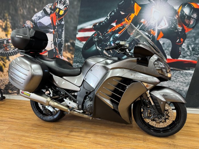 2014 Kawasaki 1400 GTR ABS (K-ACT) MAGNESIUM GREY
