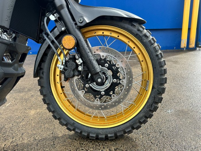 2024 Suzuki V-STROM 650XT (DL650XA) Black/ GOLD
