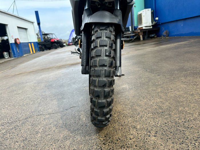 2024 Suzuki V-STROM 650XT (DL650XA) Black/ GOLD
