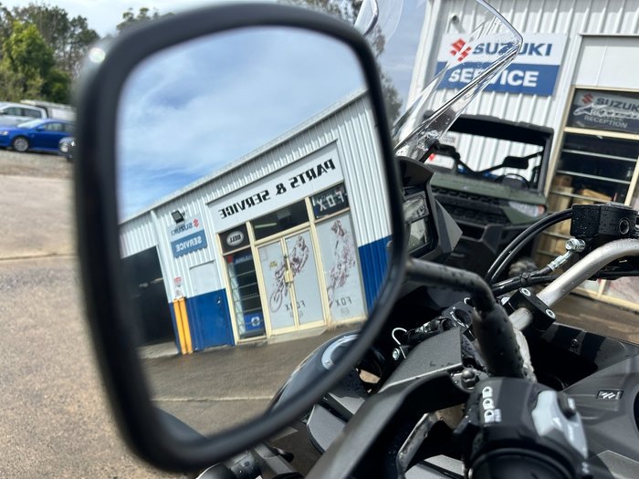 2024 Suzuki V-STROM 650XT (DL650XA) Black/ GOLD