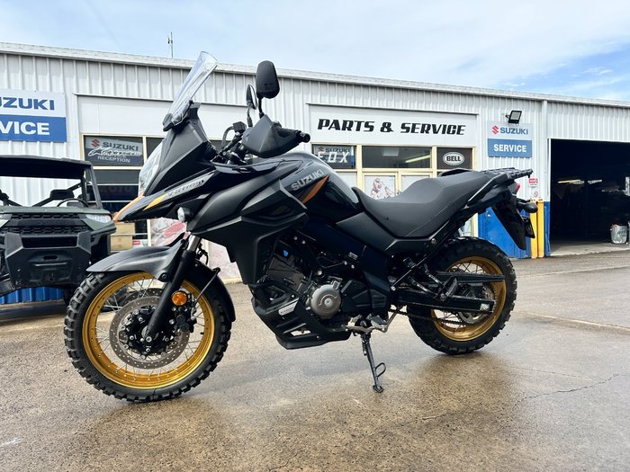 2024 Suzuki V-STROM 650XT (DL650XA) Black/ GOLD