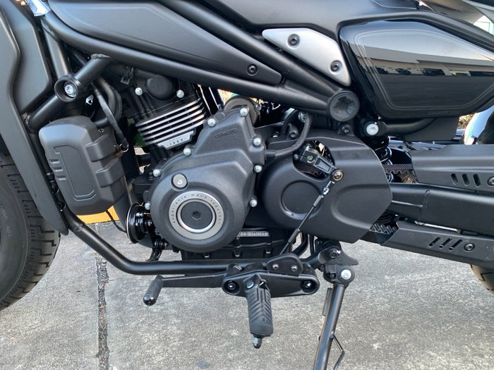 2025 CFMOTO 450 CL-C BOBBER Black