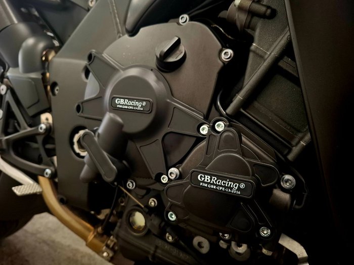 2013 Yamaha YZF-R1 Black
