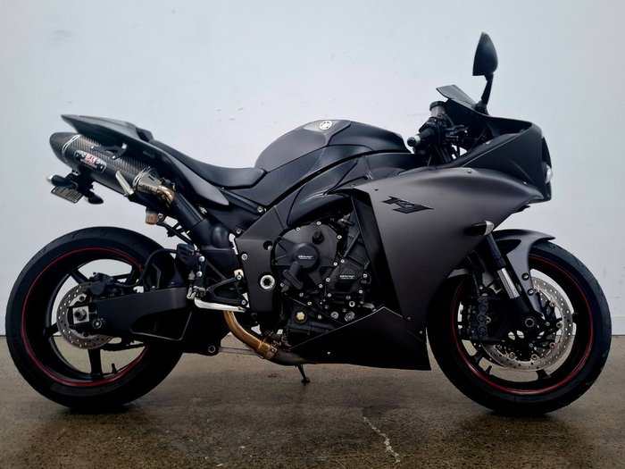 2013 Yamaha YZF-R1 Black