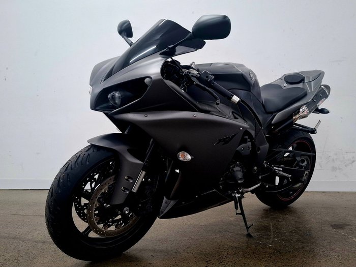 2013 Yamaha YZF-R1 Black