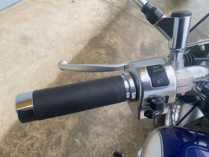 2005 Yamaha XVS650 V-STAR CUSTOM Blue