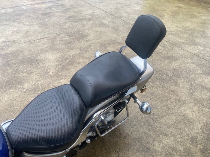2005 Yamaha XVS650 V-STAR CUSTOM Blue
