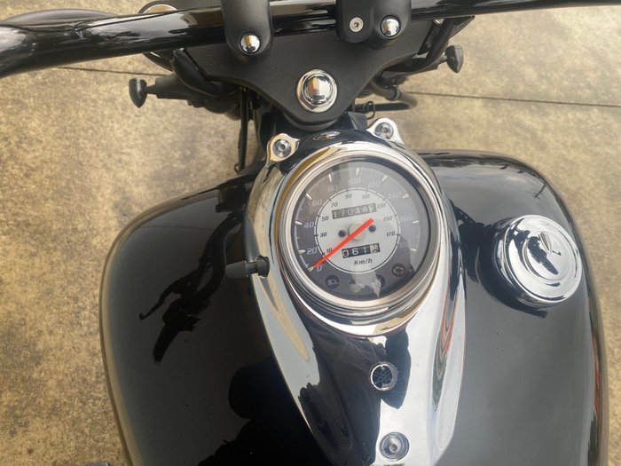 2018 Yamaha XVS650 V-STAR CUSTOM Black