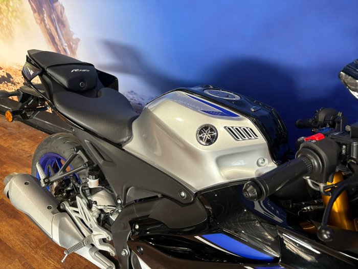 2024 Yamaha YZF-R15M Silver