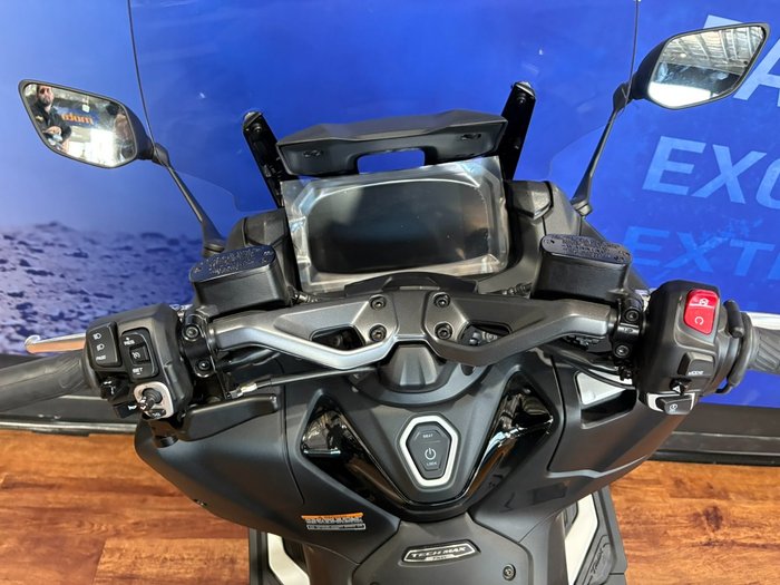 2024 Yamaha TMAX 560 (ABS) BLACK