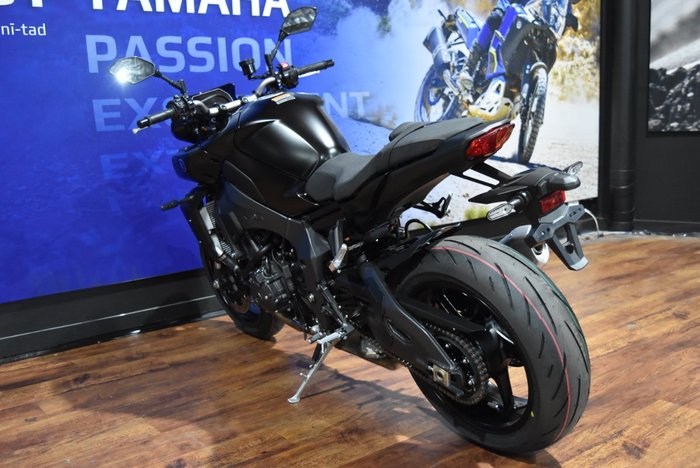 2025 Yamaha MT-10SP Black