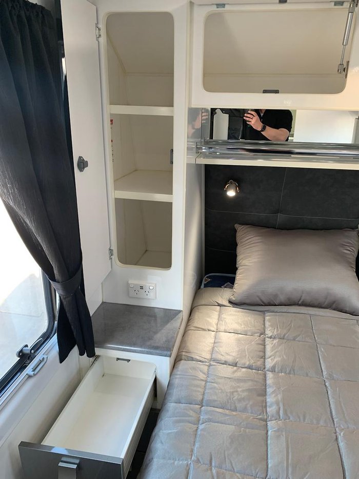 2018 Essential Caravans Grant Cruiser V3