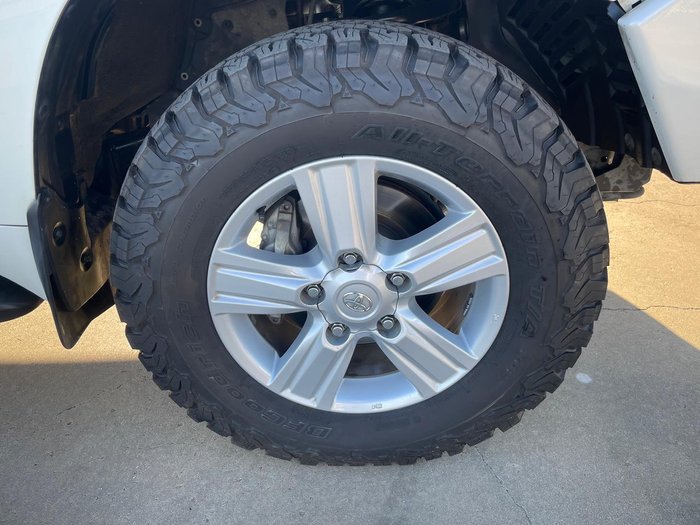 2012 Toyota Landcruiser GXL