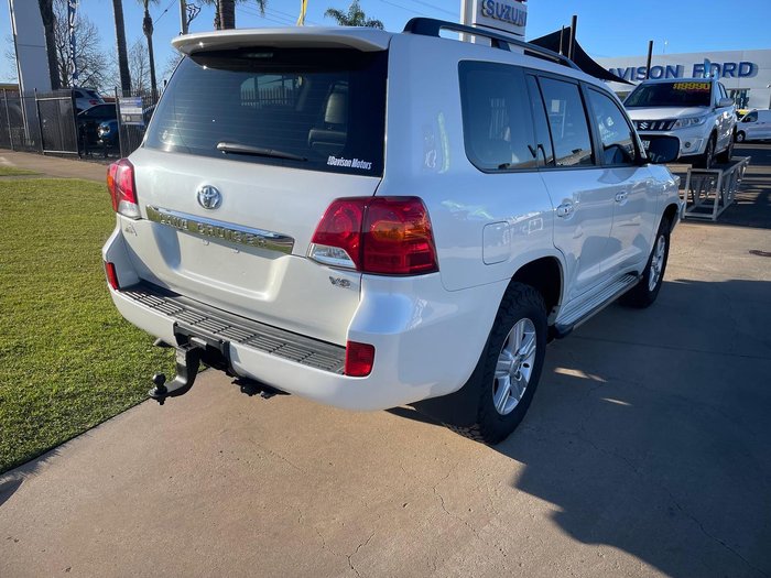 2012 Toyota Landcruiser GXL