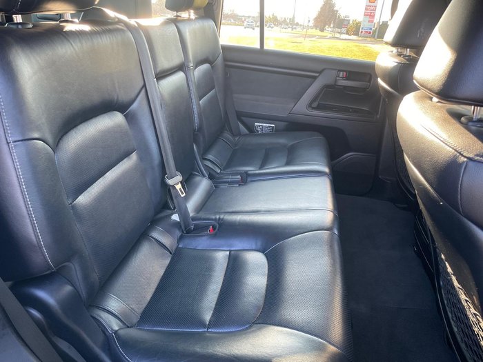 2012 Toyota Landcruiser GXL