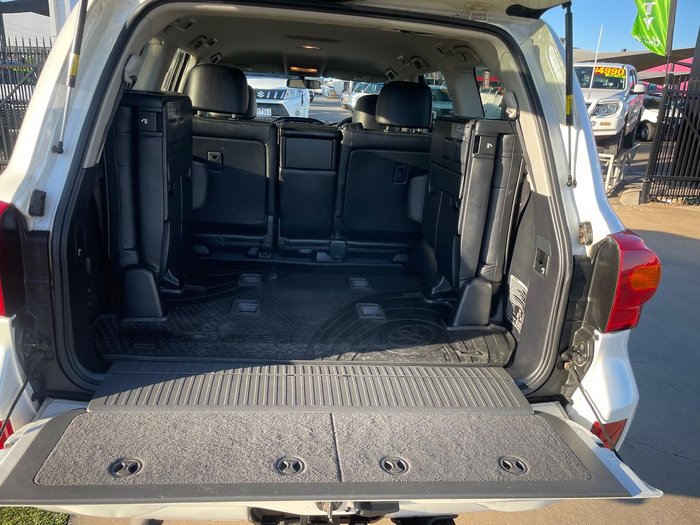 2012 Toyota Landcruiser GXL