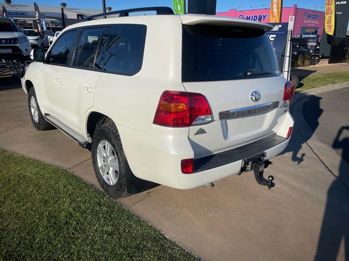 2012 Toyota Landcruiser GXL