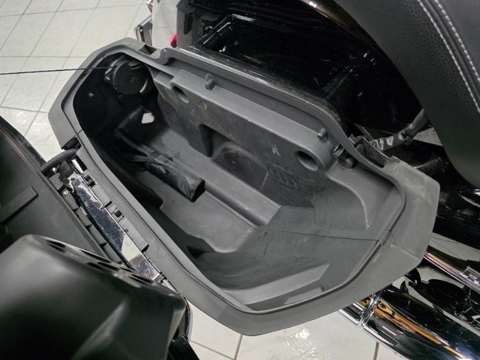 2022 BMW Motorrad R 18 B Black