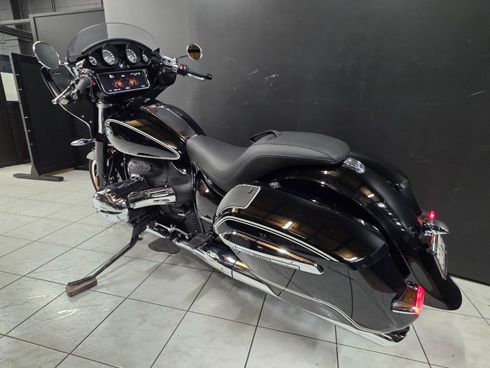 2022 BMW Motorrad R 18 B Black