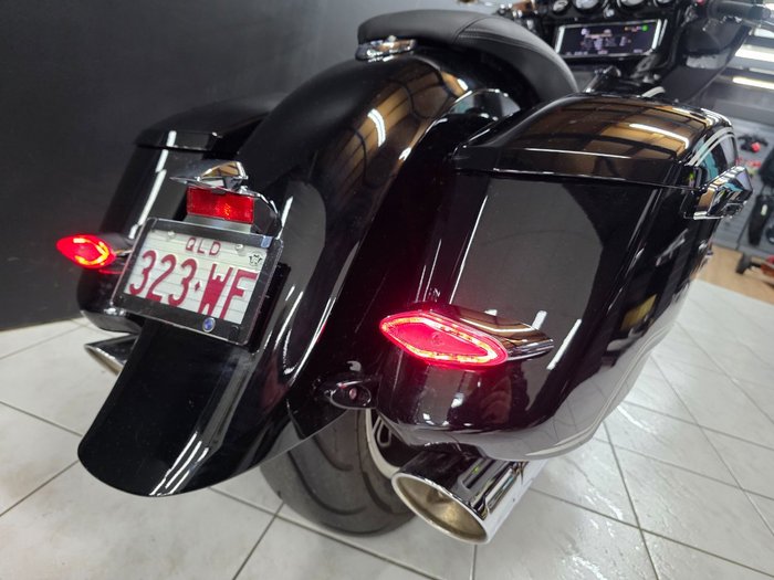 2022 BMW Motorrad R 18 B Black