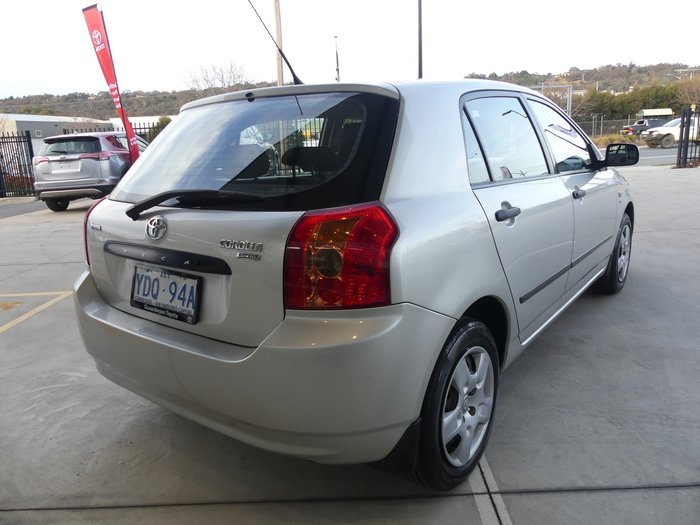 2004 Toyota Corolla