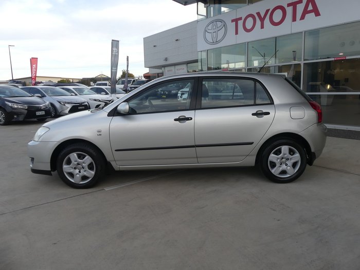 2004 Toyota Corolla