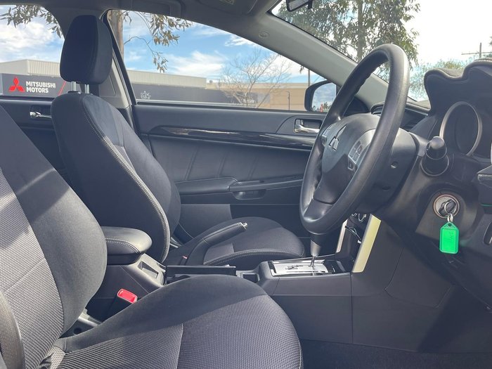 2017 Mitsubishi Lancer ES Sport